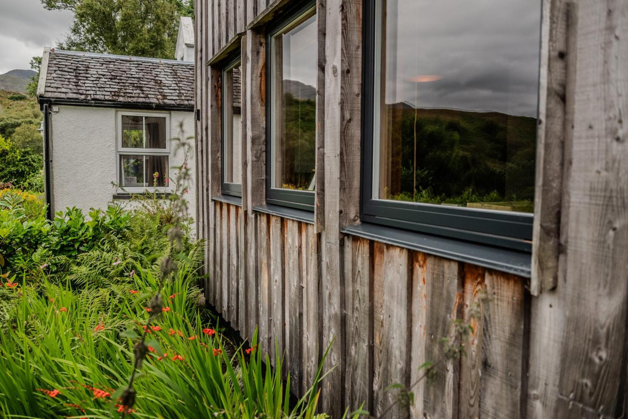Old Kyle Farm - Stunning Views - 2 Mins From Skye Bridge Villa Kyleakin Exterior foto