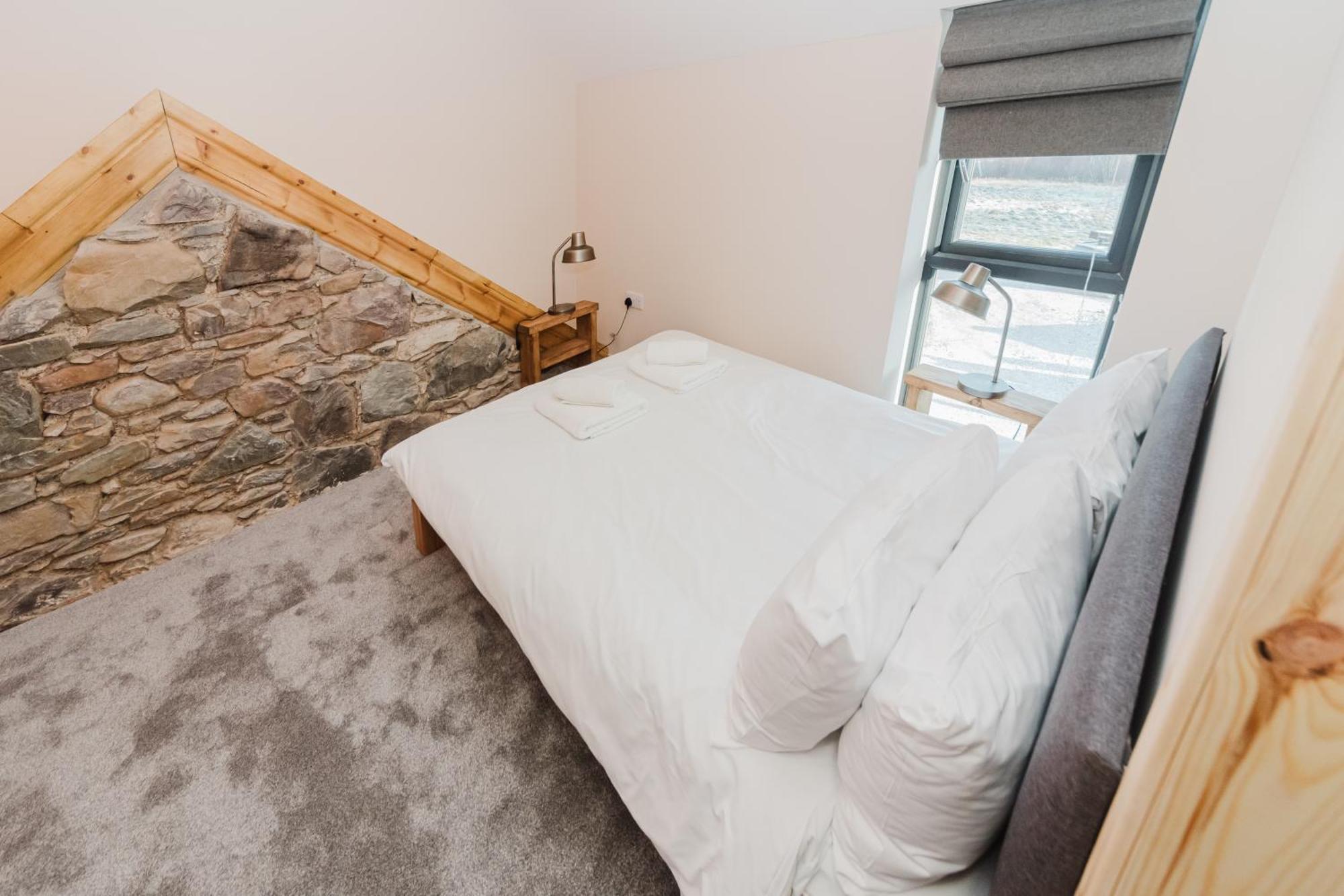 Old Kyle Farm - Stunning Views - 2 Mins From Skye Bridge Villa Kyleakin Exterior foto